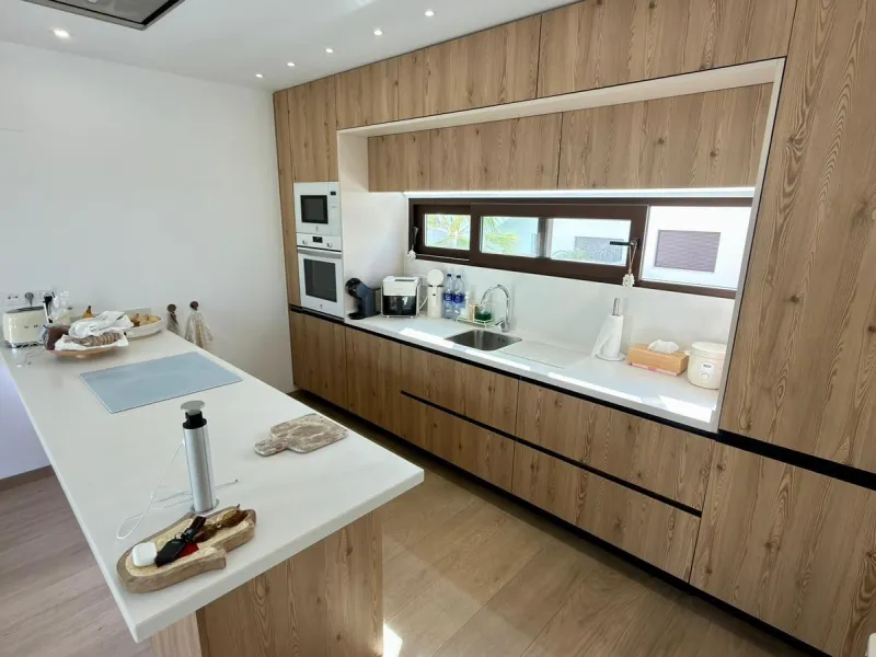🏡 Modern villa for sale in Finestrat