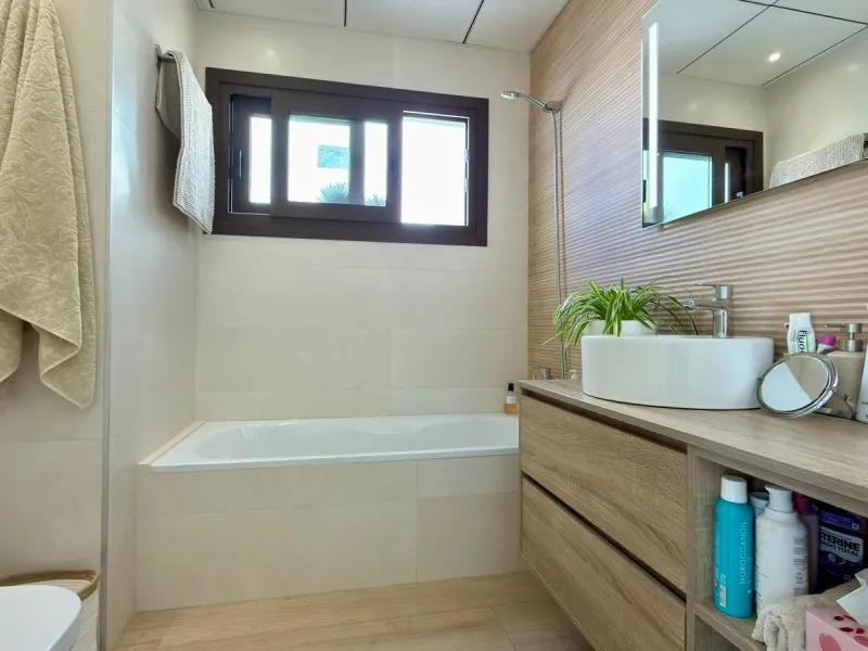 🏡 Modern villa for sale in Finestrat