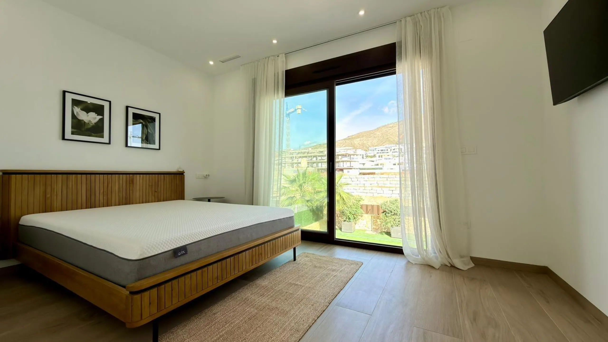 🏡 Modern villa for sale in Finestrat