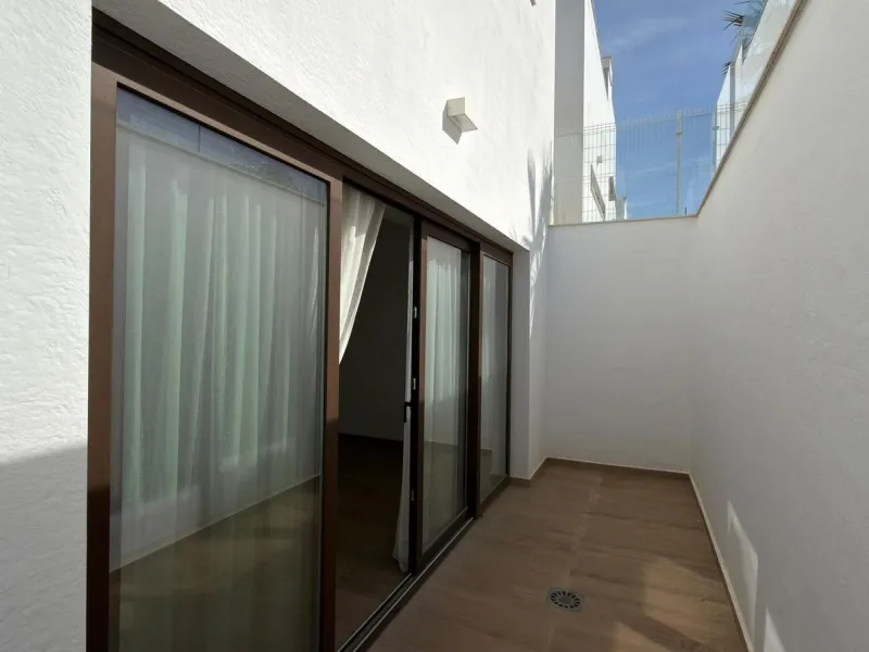 🏡 Modern villa for sale in Finestrat