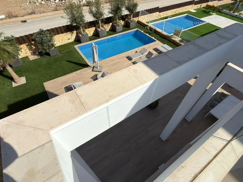 🏡 Modern villa for sale in Finestrat