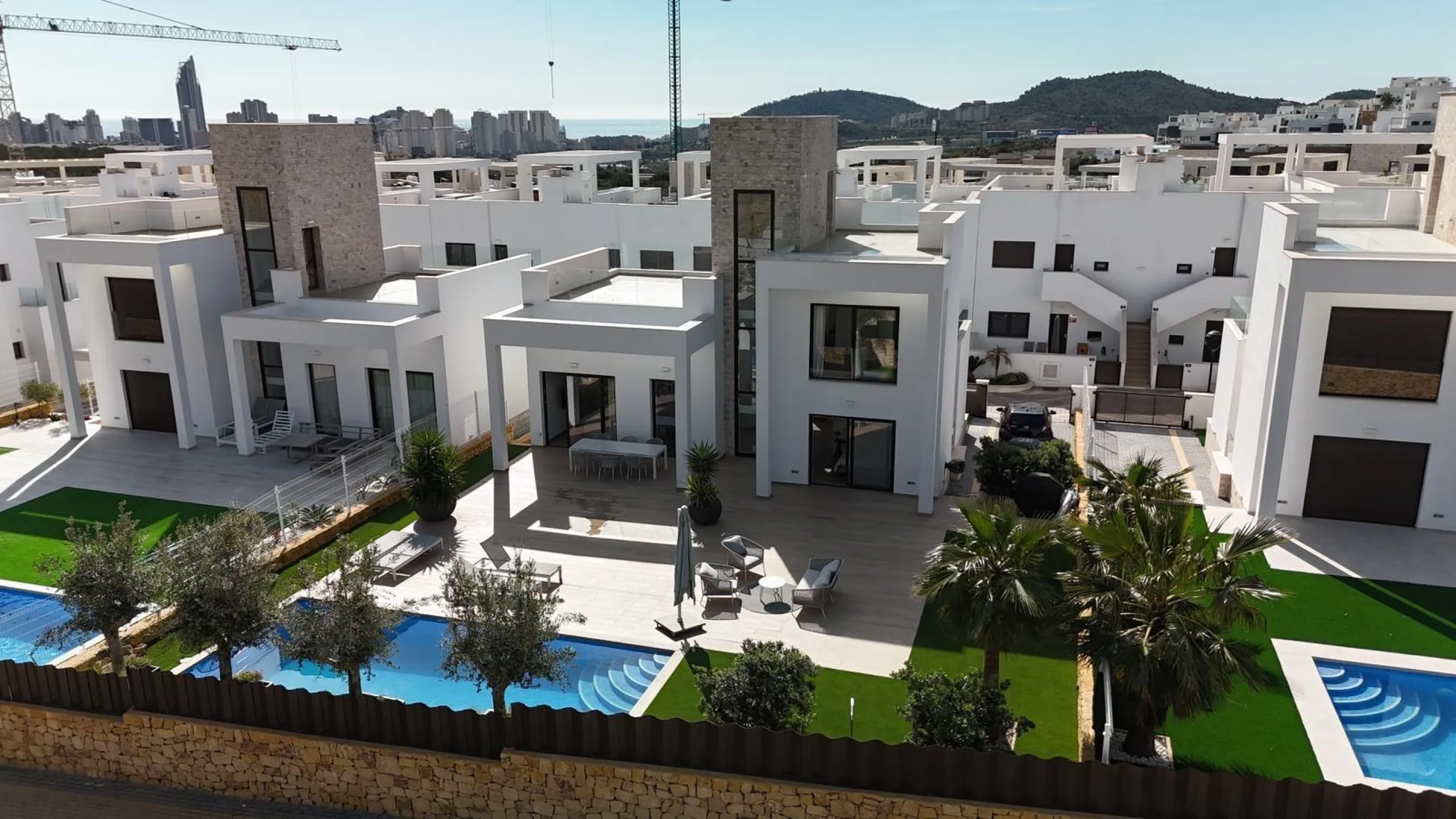 🏡 Modern villa for sale in Finestrat