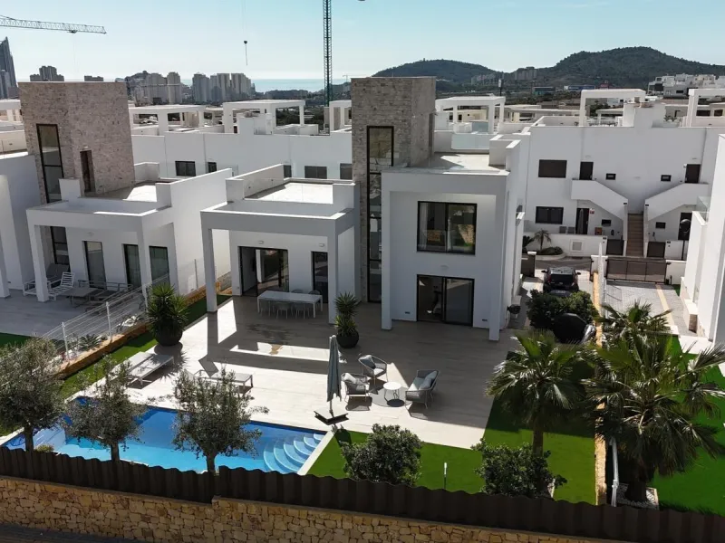 🏡 Modern villa for sale in Finestrat