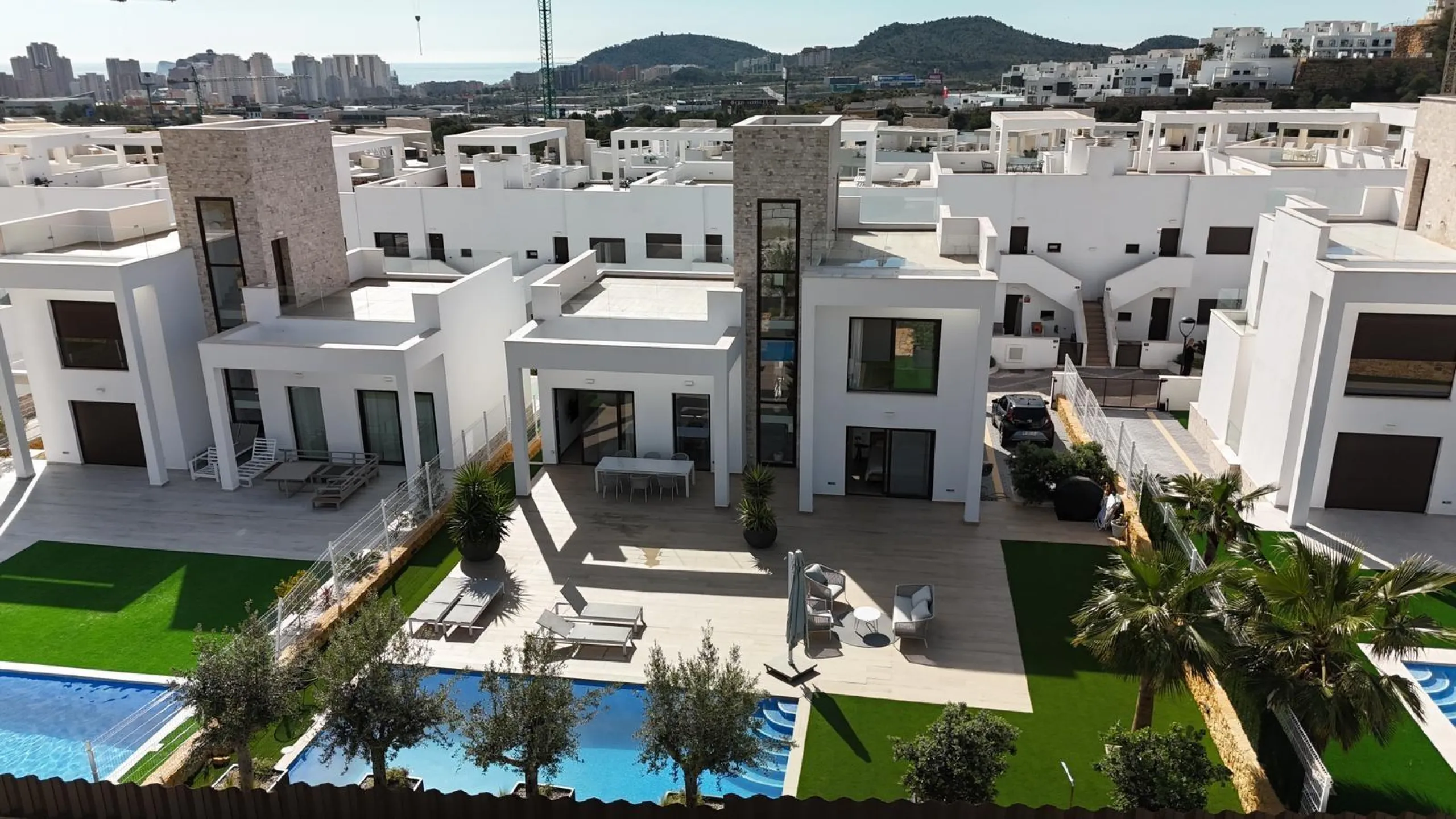 🏡 Modern villa for sale in Finestrat