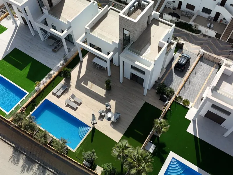 🏡 Modern villa for sale in Finestrat