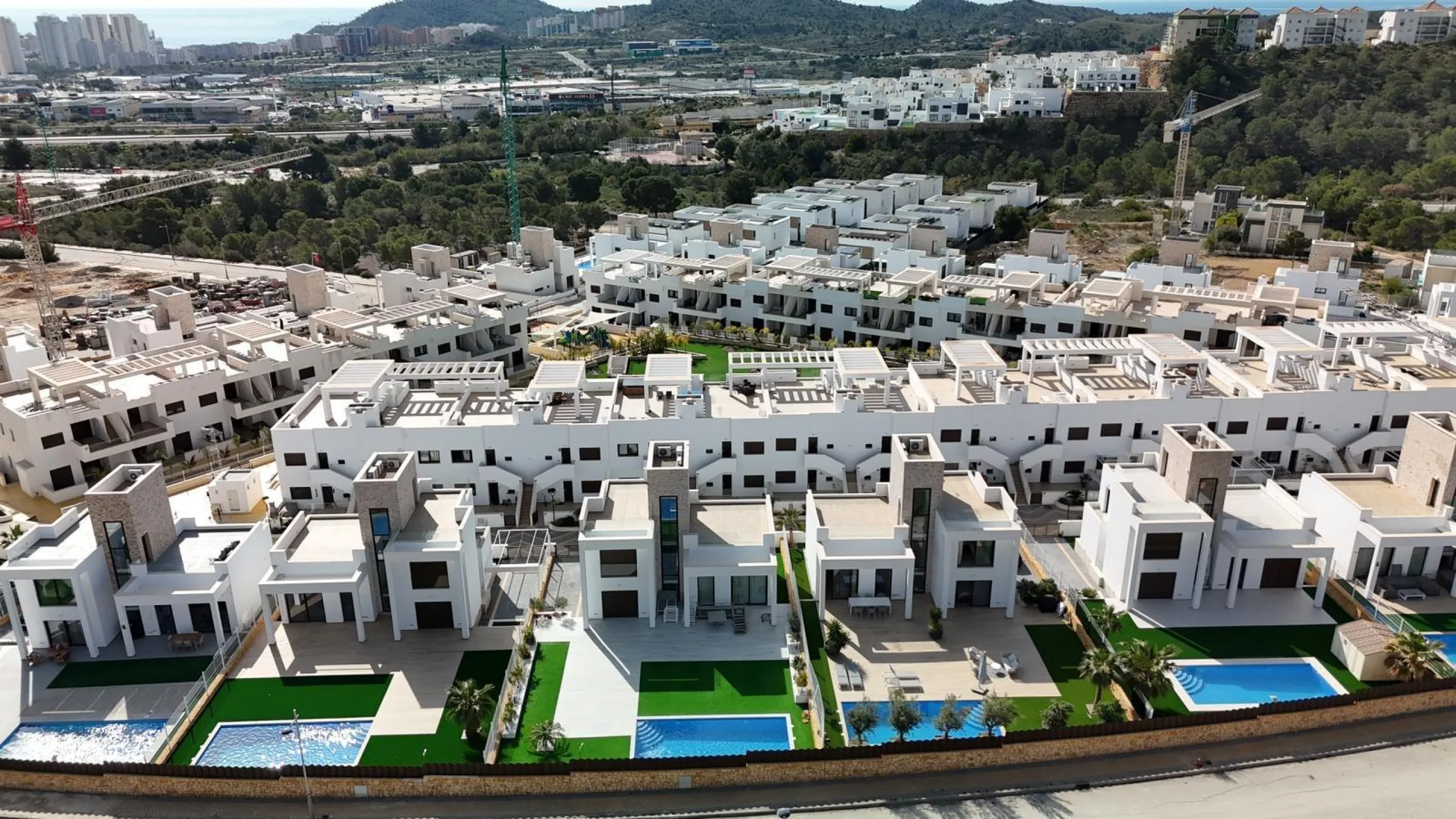 🏡 Modern villa for sale in Finestrat