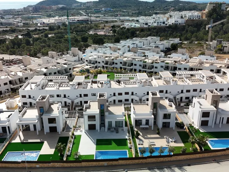 🏡 Modern villa for sale in Finestrat