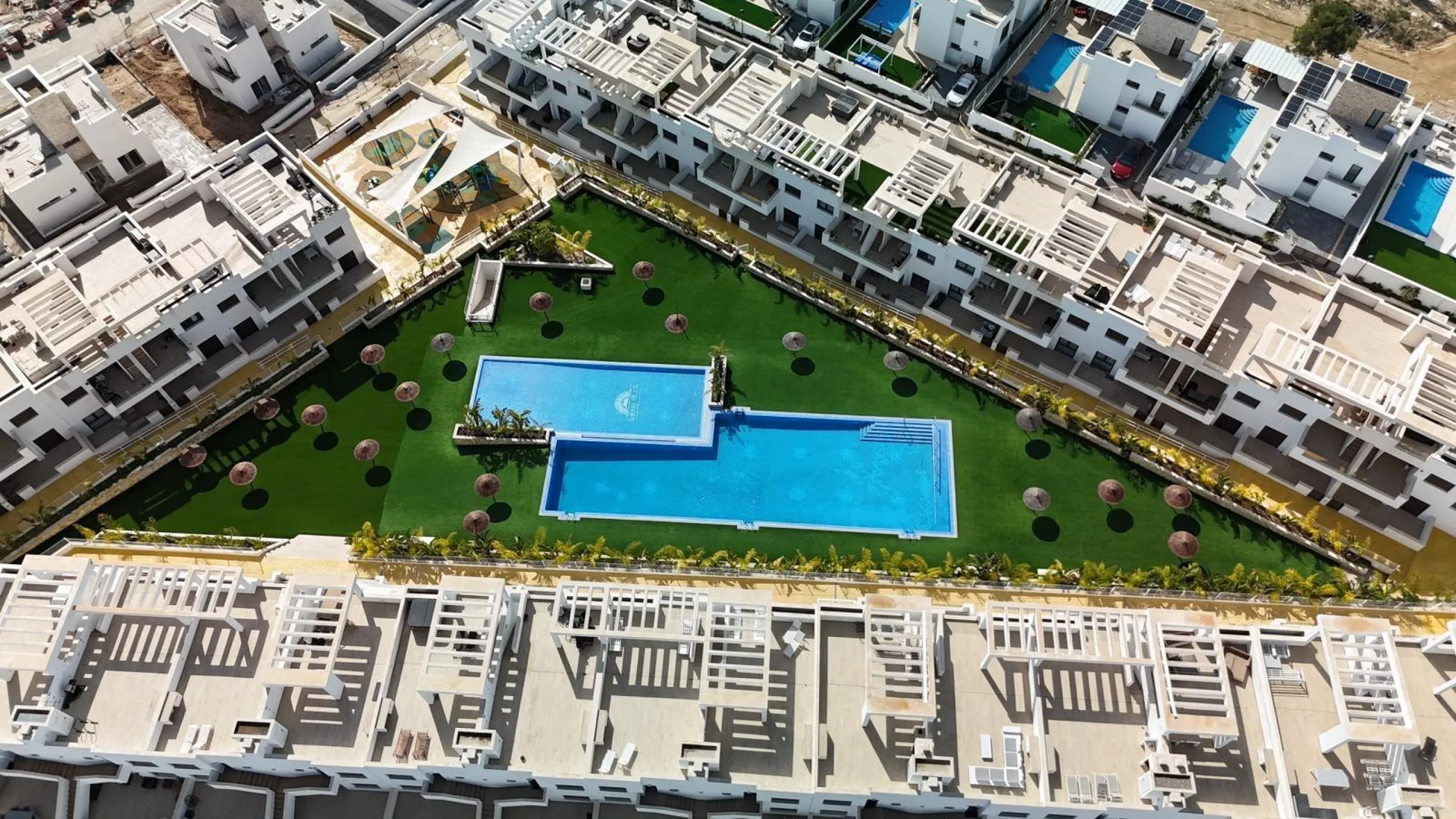 🏡 Modern villa for sale in Finestrat