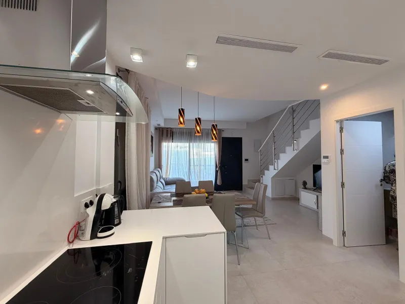 Modern Corner Chalet with Private Pool and Spacious Solarium – Between Golf, Orihuela Costa