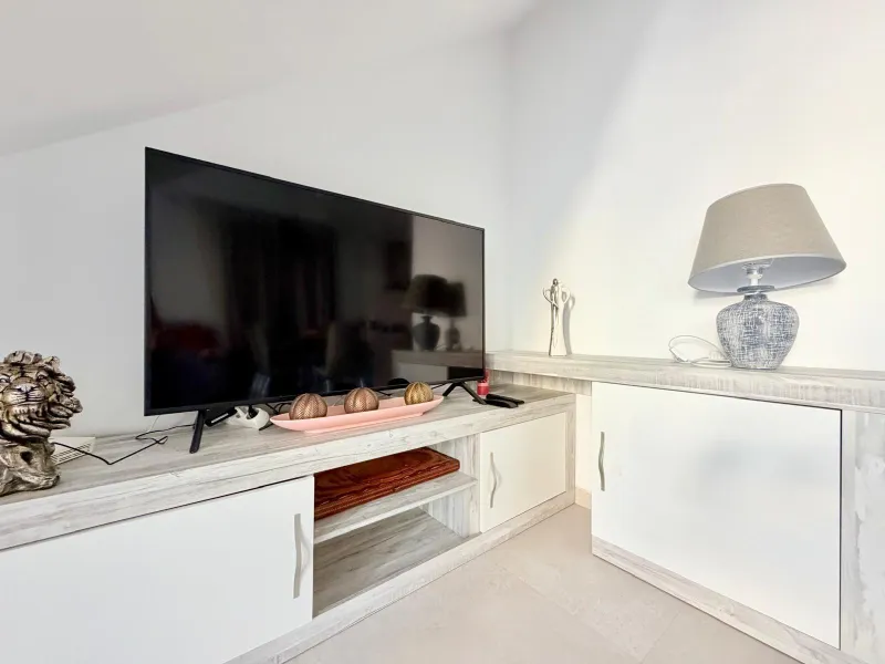 Modern Corner Chalet with Private Pool and Spacious Solarium – Between Golf, Orihuela Costa