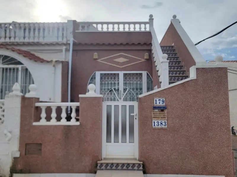 Townhouse with Solarium in Chaparal