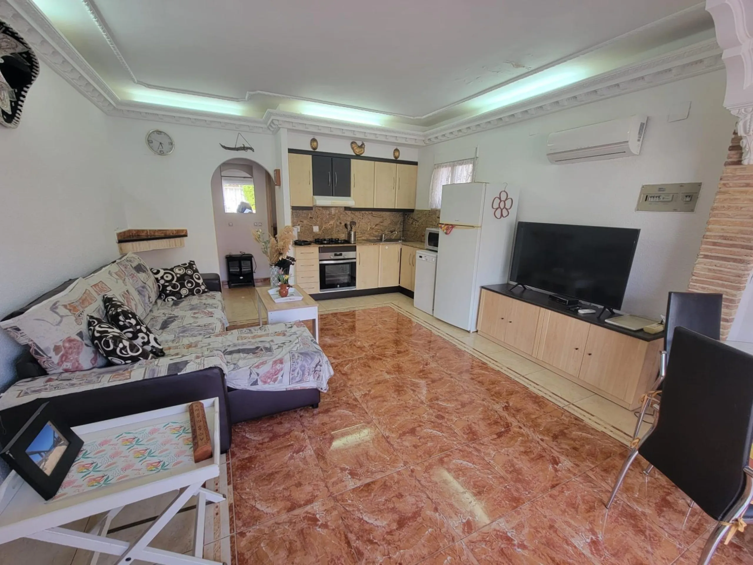 Townhouse with Solarium in Chaparal
