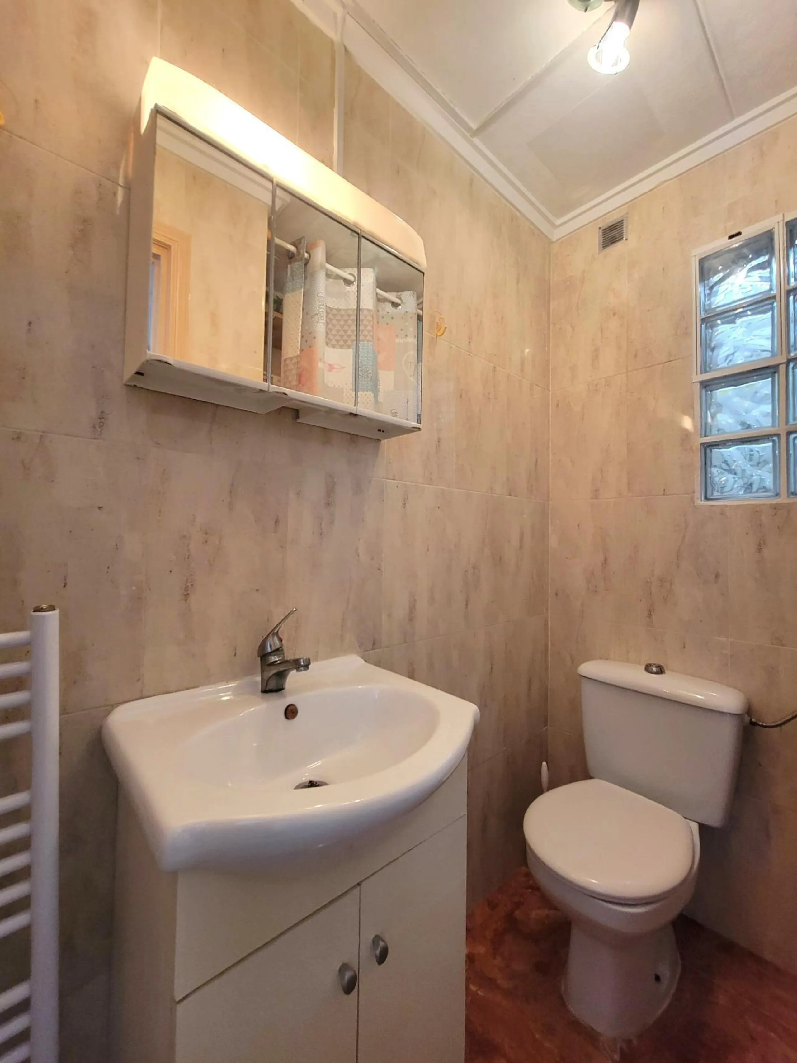 Townhouse with Solarium in Chaparal