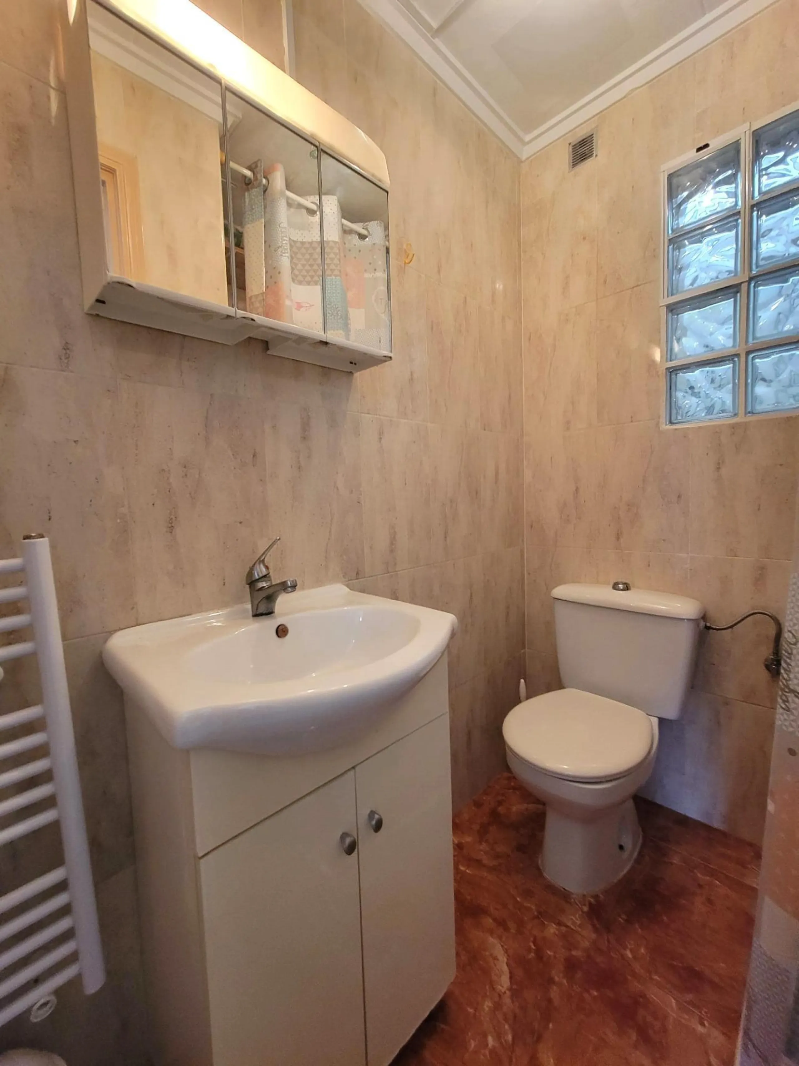 Townhouse with Solarium in Chaparal