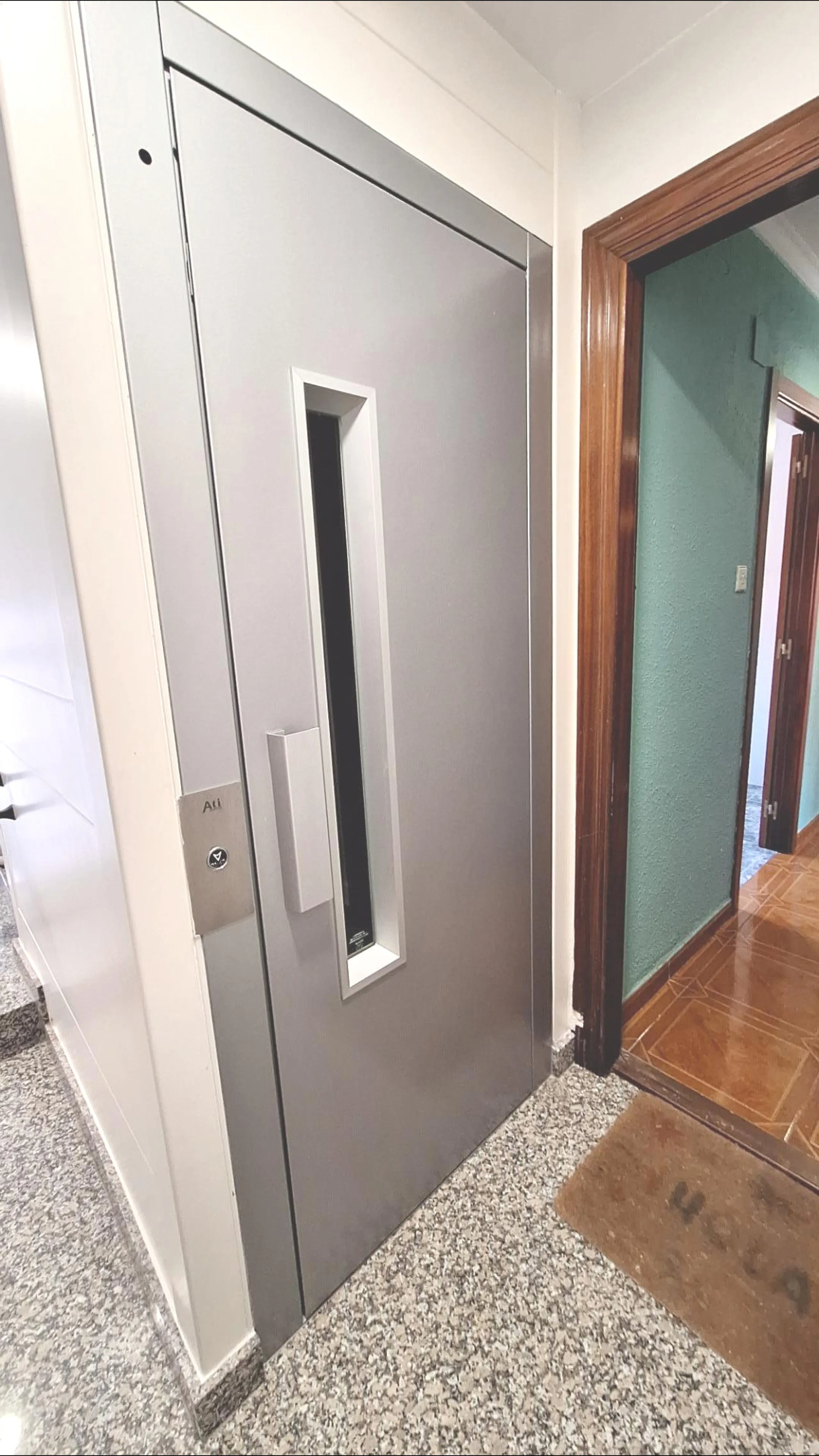 Apartamento con ascensor en El Llano, Gijón - Oportunidad Única por €163 000