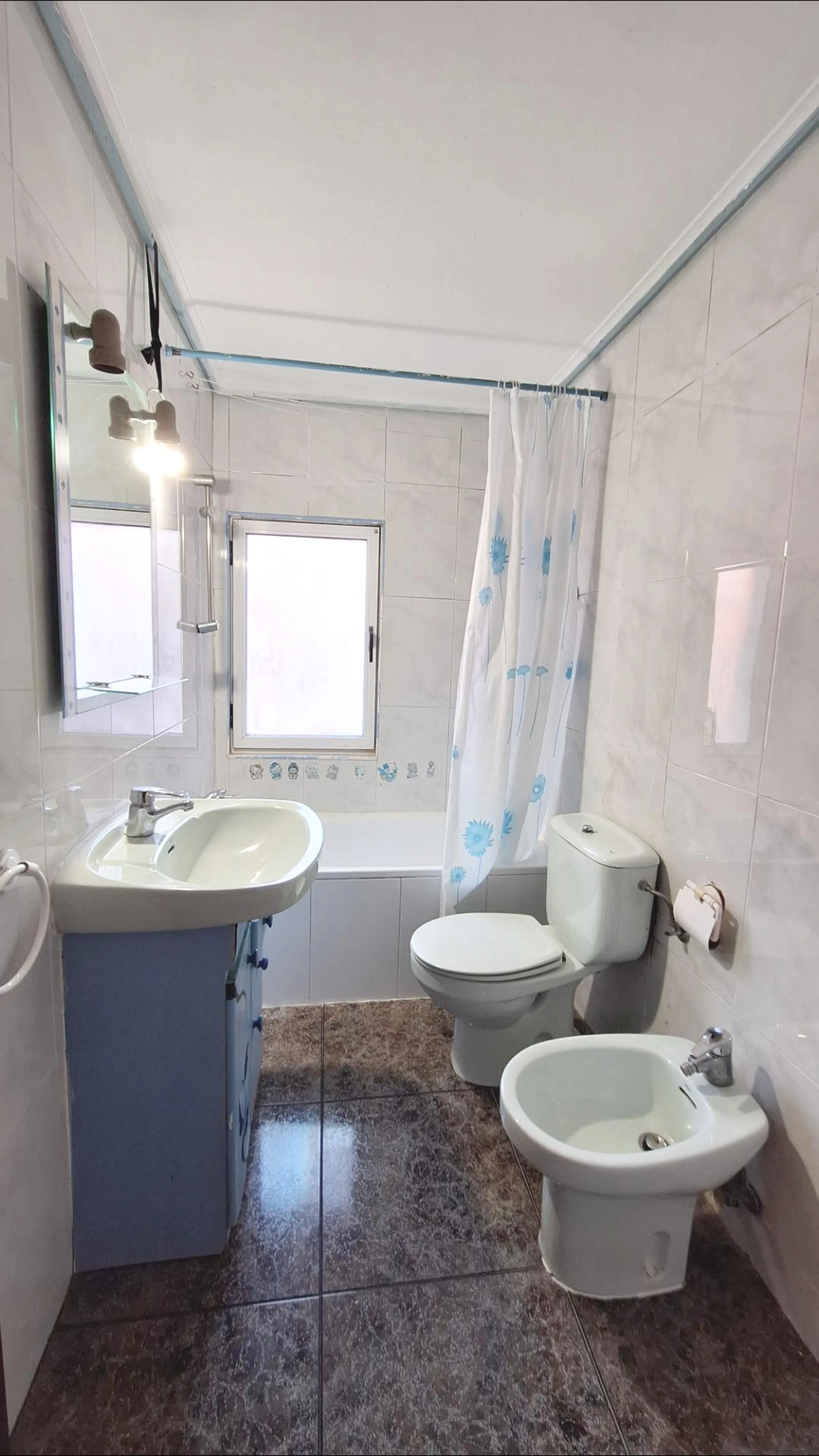 Apartamento con ascensor en El Llano, Gijón - Oportunidad Única por €163 000