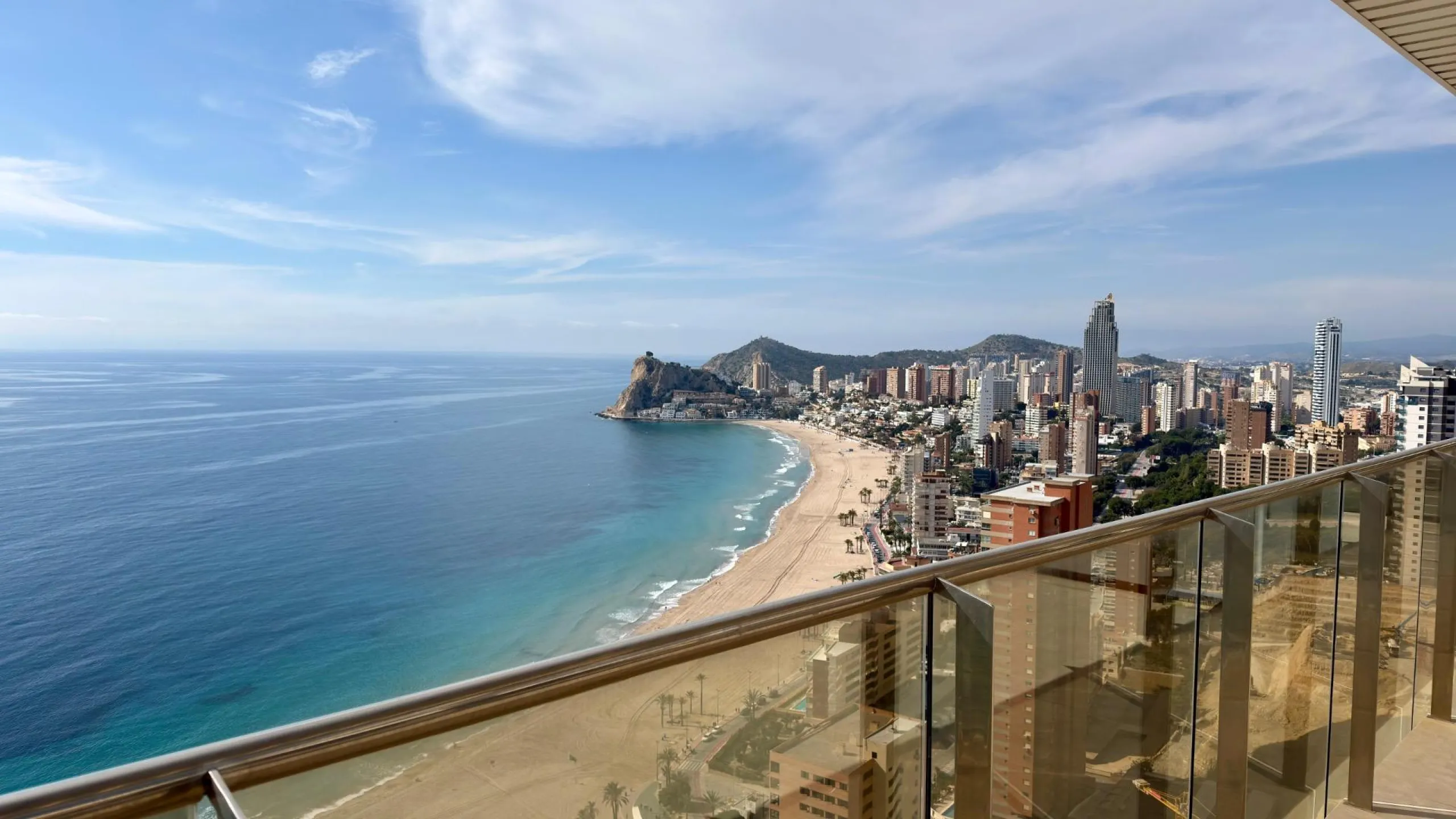 ✨ Exclusive penthouse in Sunset Cliffs, Benidorm – luxury, spaciousness and unparalleled views ✨