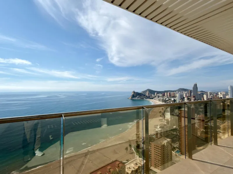 ✨ Exclusive penthouse in Sunset Cliffs, Benidorm – luxury, spaciousness and unparalleled views ✨