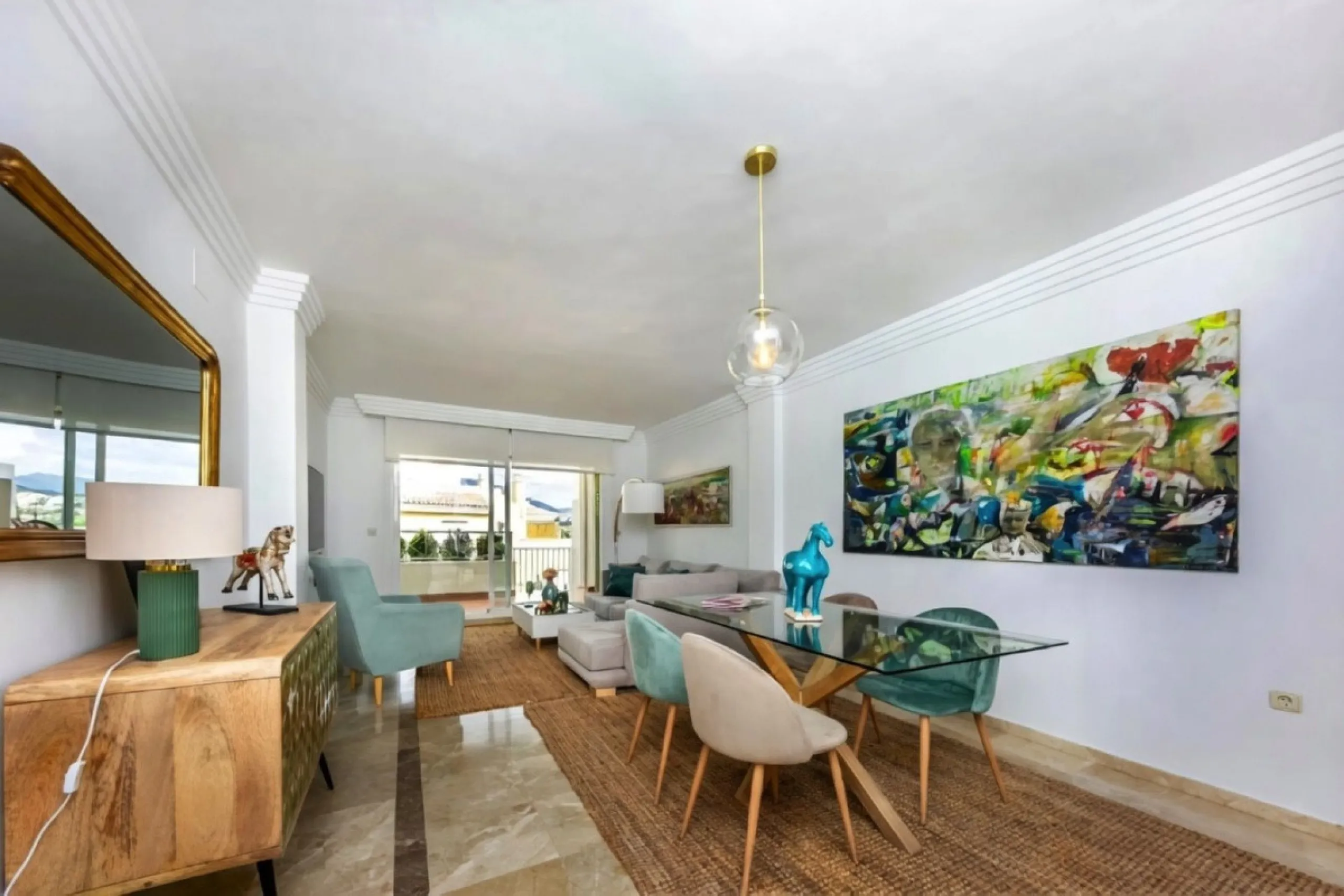 Erdgeschosswohnung mit gültiger Ferienvermietungslizenz – Las Brisas, Nueva Andalucía, Marbella