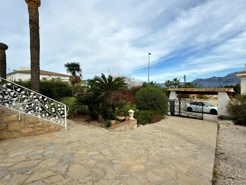 House for sale in Albir 🌊