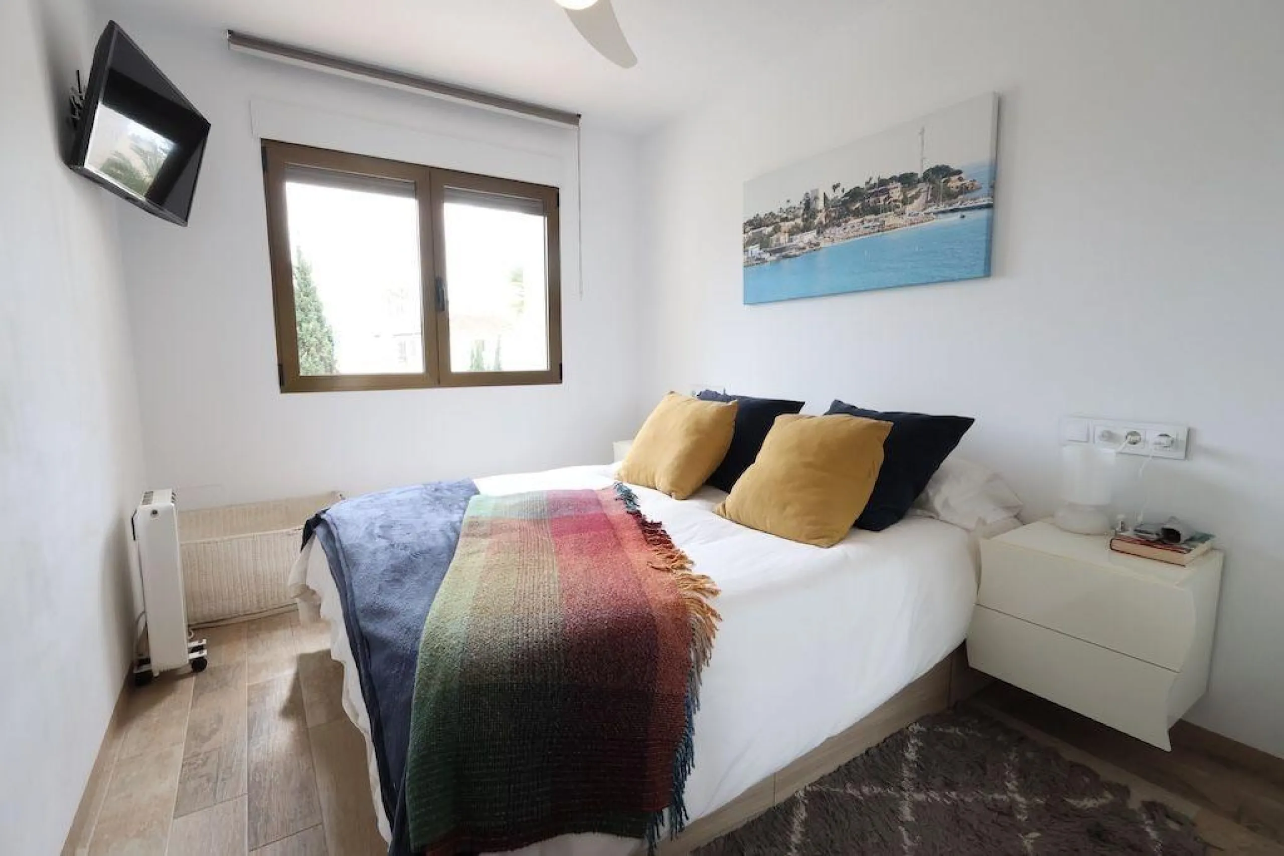 Dúplex reformado con dos plantas independientes en Cabo Roig