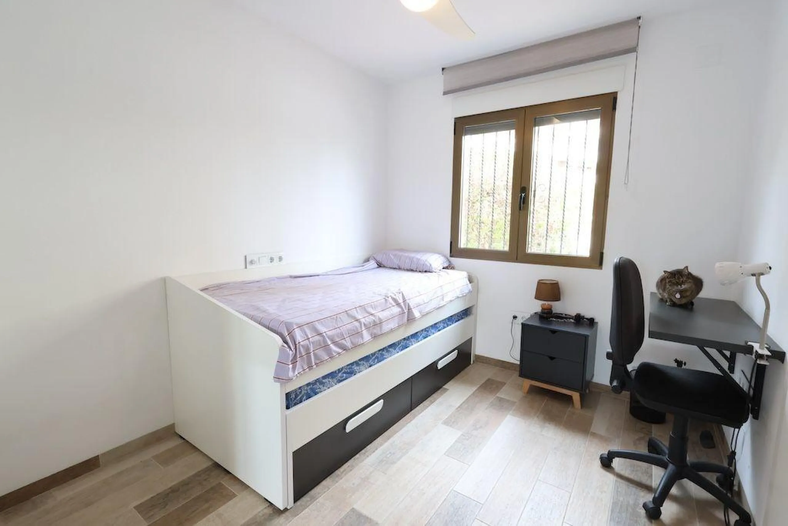 Dúplex reformado con dos plantas independientes en Cabo Roig