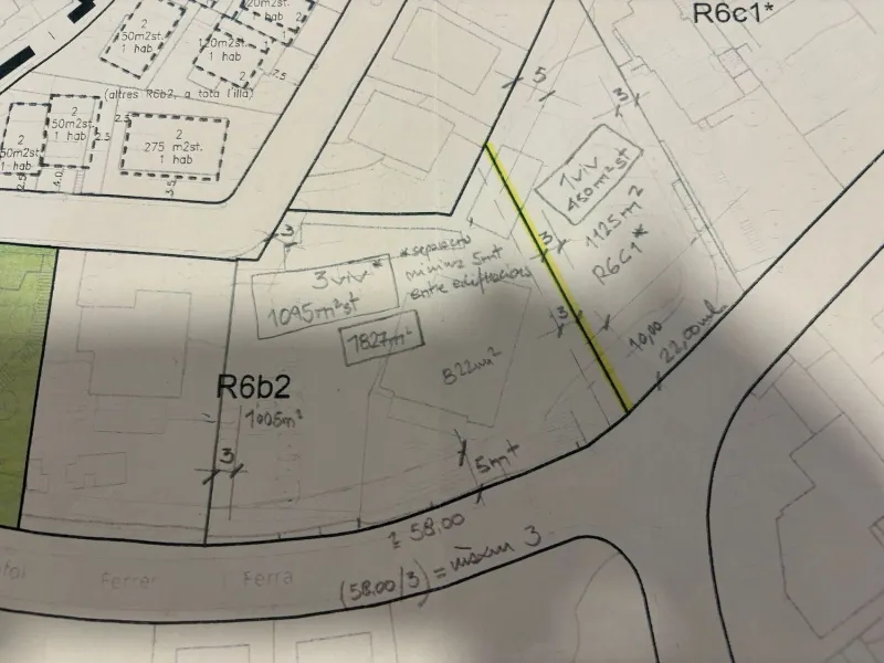 Development plot with residential investment potential in Teia, Barcelona