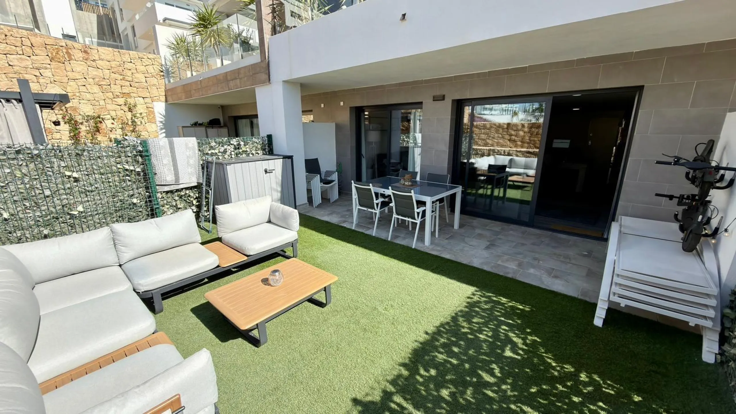 🌿✨ Espectacular dúplex moderno en Camporrosso Village – amplitud, vistas y estilo de vida premium ✨🌿