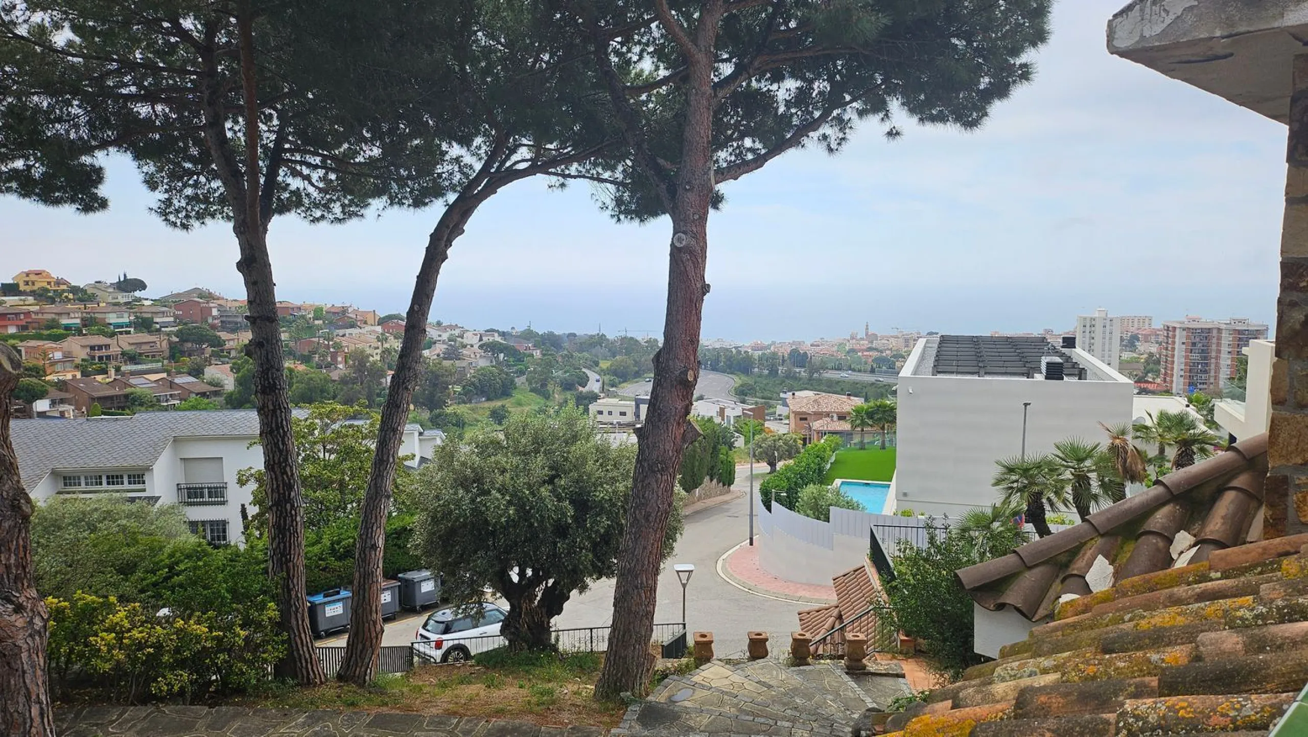 Development plot with residential investment potential in Teia, Barcelona