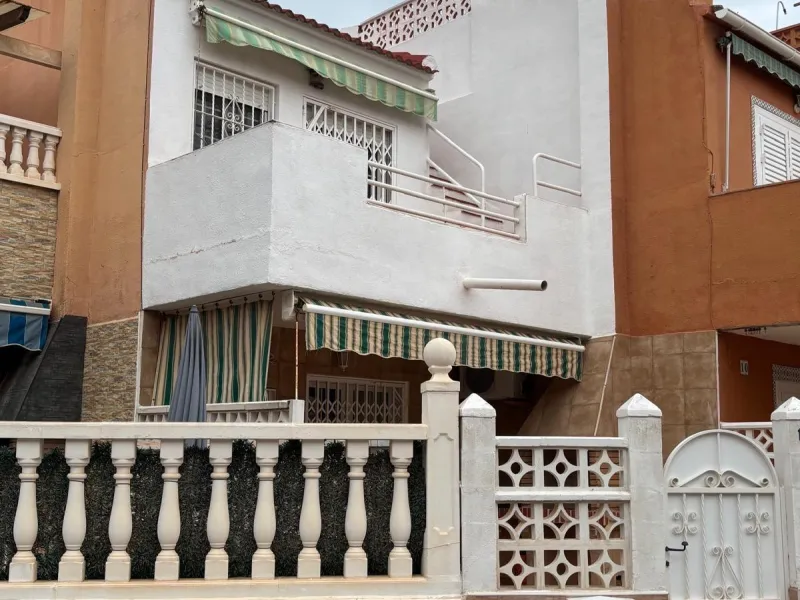 Duplex with Solarium and Garden in Los Frutales – South Orientation