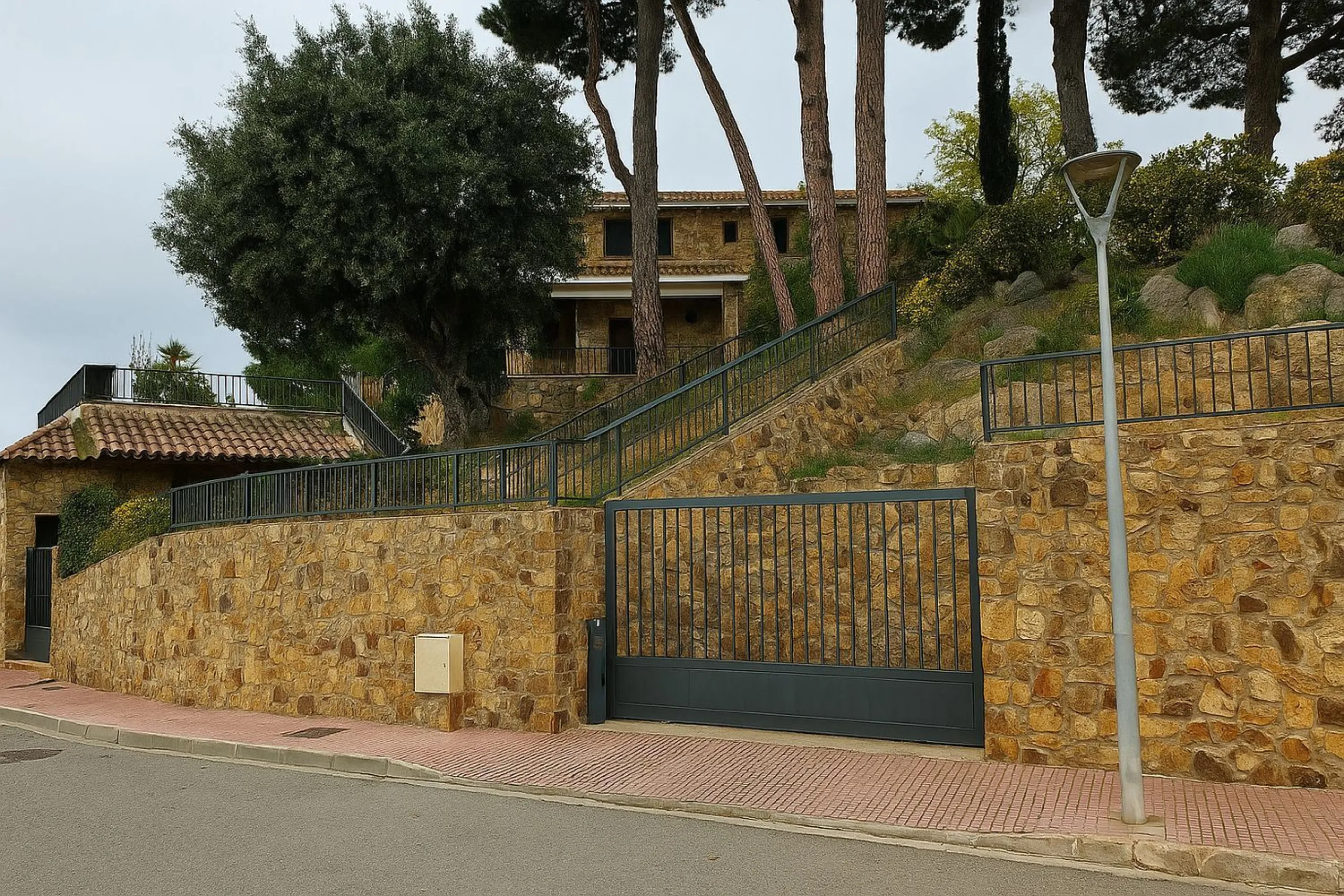 Development plot with residential investment potential in Teia, Barcelona