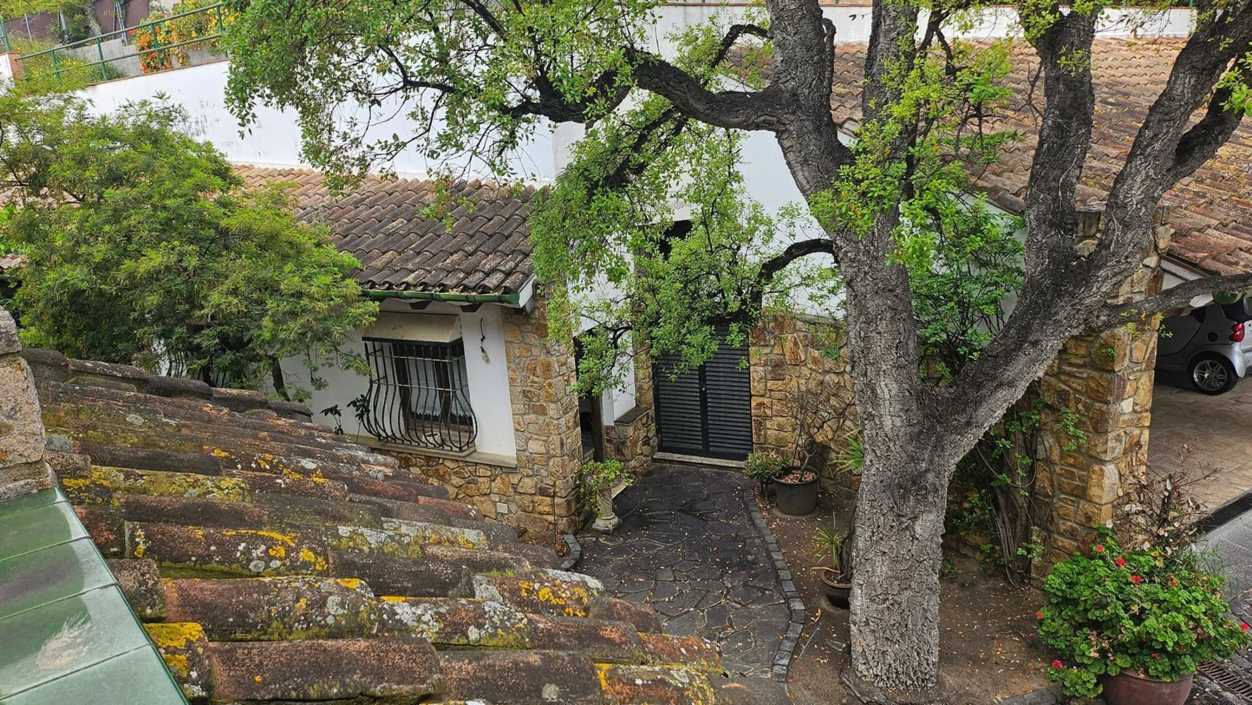 Development plot with residential investment potential in Teia, Barcelona