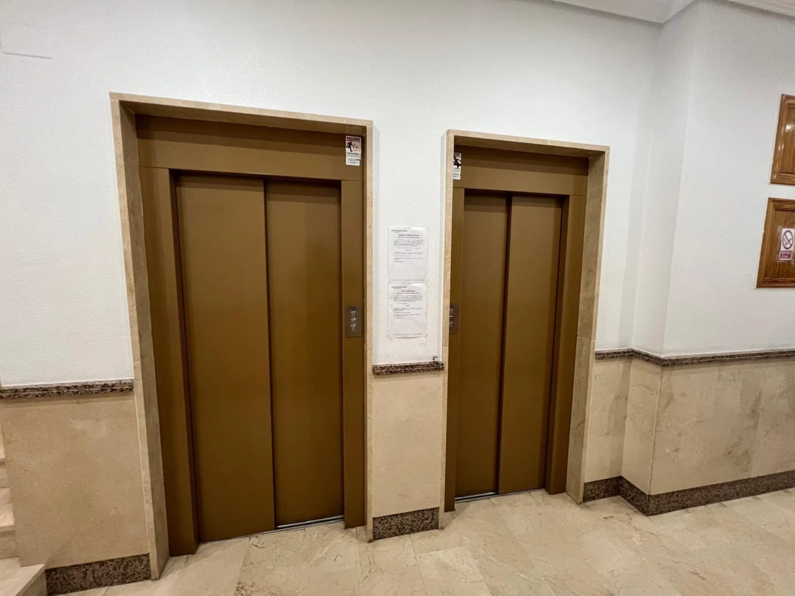 APARTAMENTO DE 2 HAB Y 1 BAÑO CON TERRAZA EN EL CENTRO DE TORREVIEJA