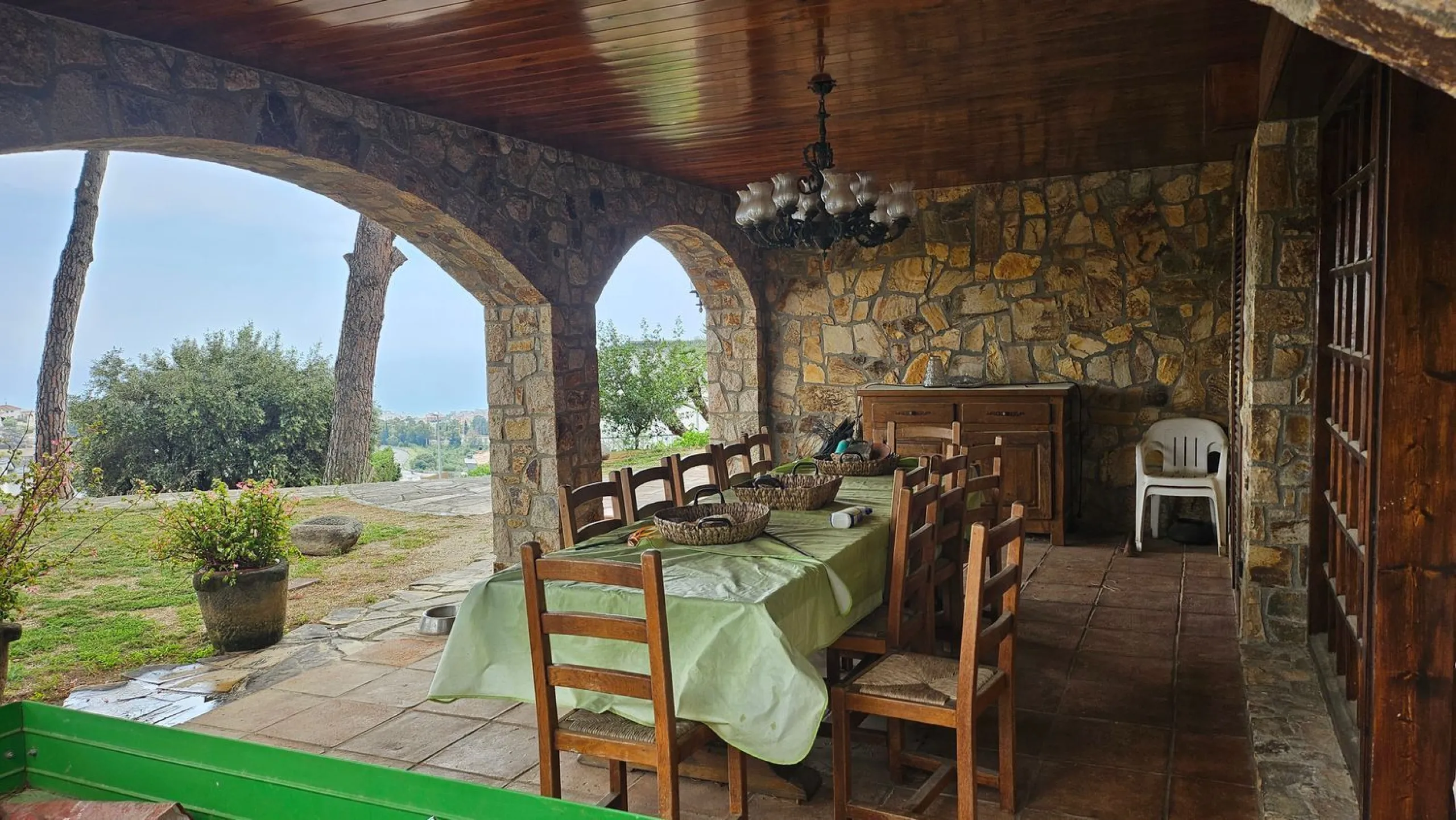 Development plot with residential investment potential in Teia, Barcelona