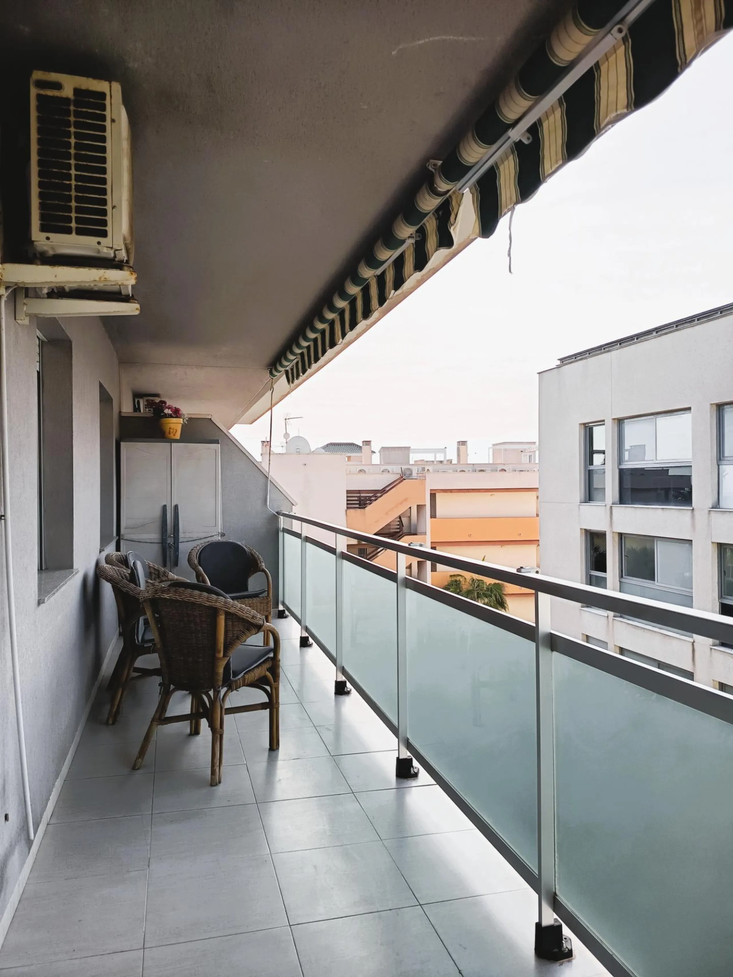 Penthouse with sun terrace and sea views in Cabo Roig