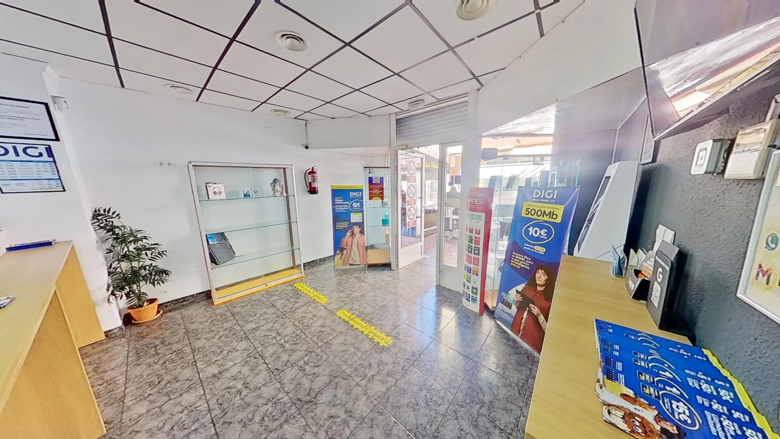 TRANSFER - Spacious Office for Rent - Opportunity in Torrevieja, Habaneras Area