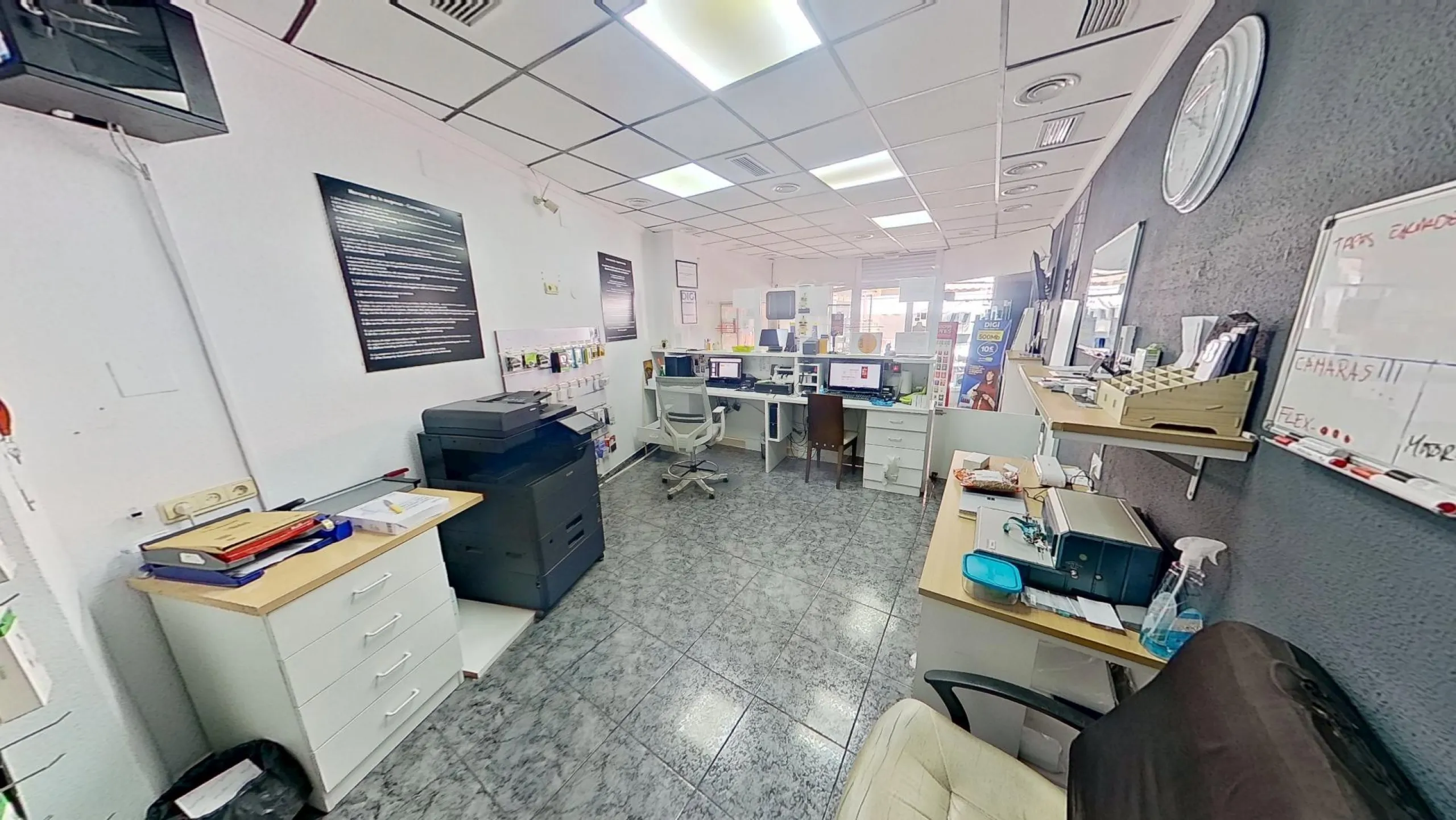 TRANSFER - Spacious Office for Rent - Opportunity in Torrevieja, Habaneras Area