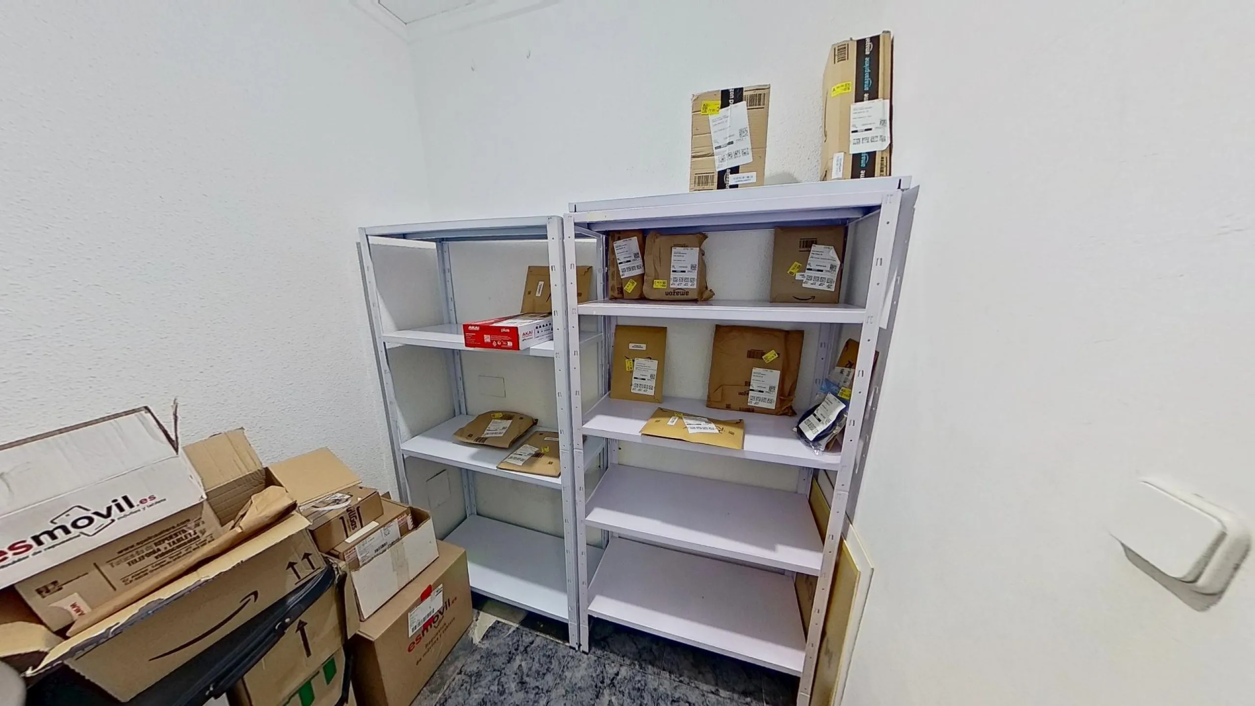 TRANSFER - Spacious Office for Rent - Opportunity in Torrevieja, Habaneras Area