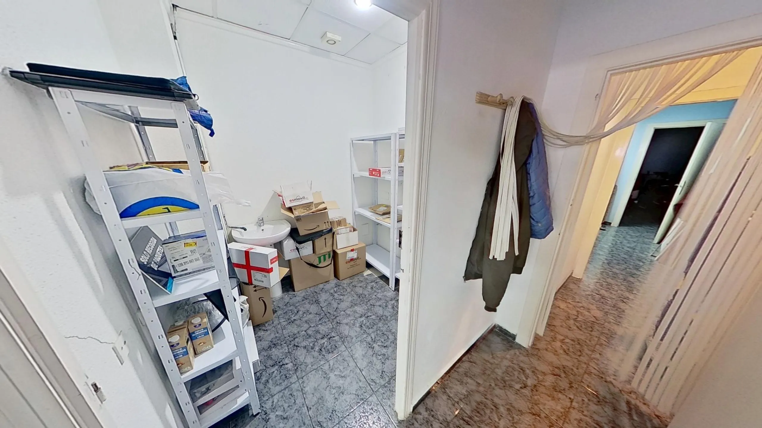 TRANSFER - Spacious Office for Rent - Opportunity in Torrevieja, Habaneras Area