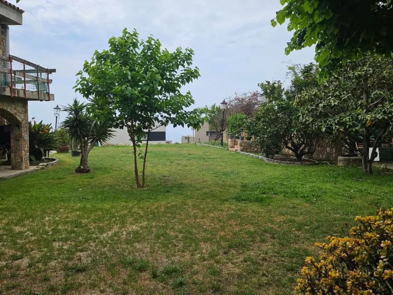 Development plot with residential investment potential in Teia, Barcelona