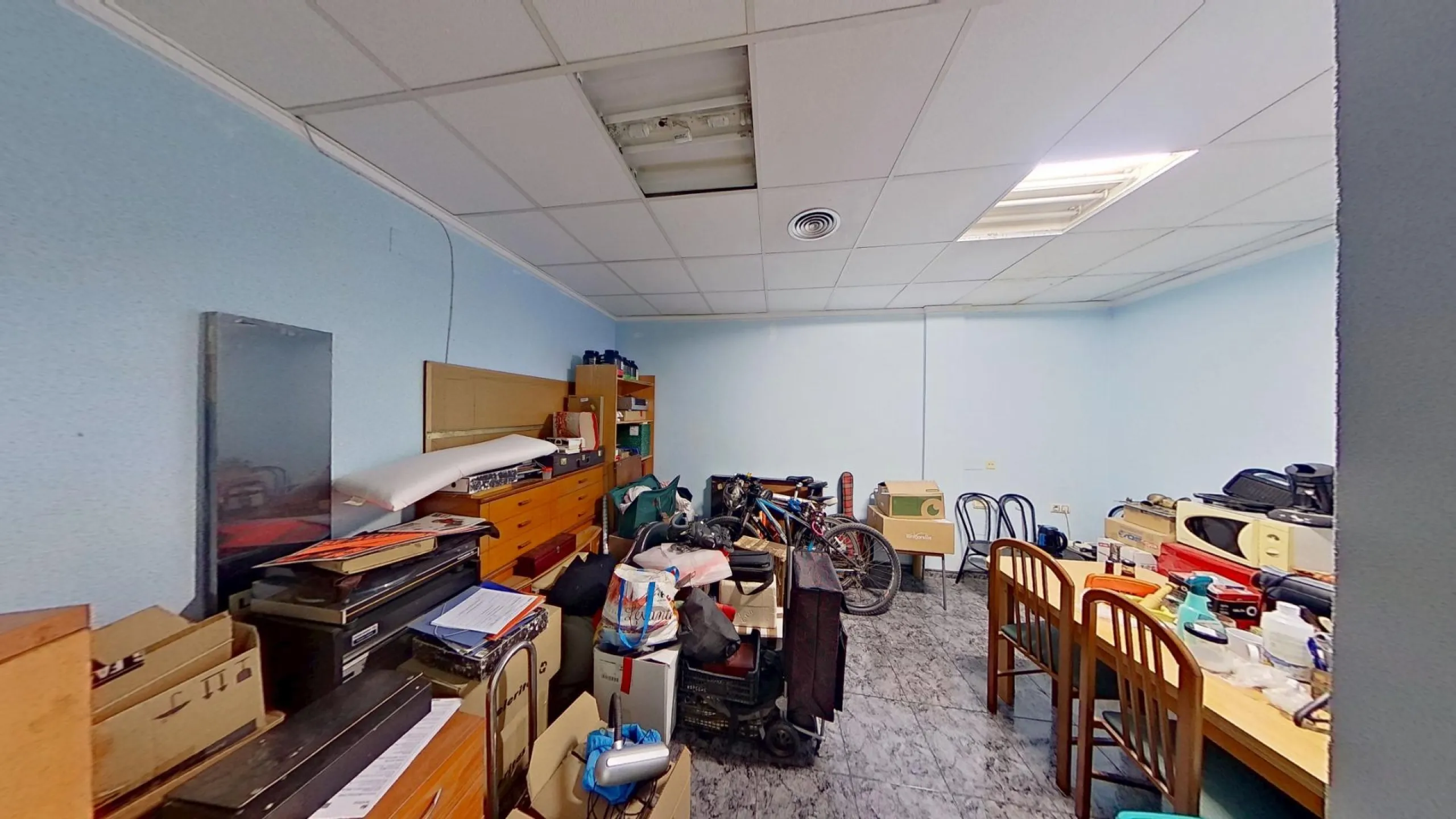 TRANSFER - Spacious Office for Rent - Opportunity in Torrevieja, Habaneras Area