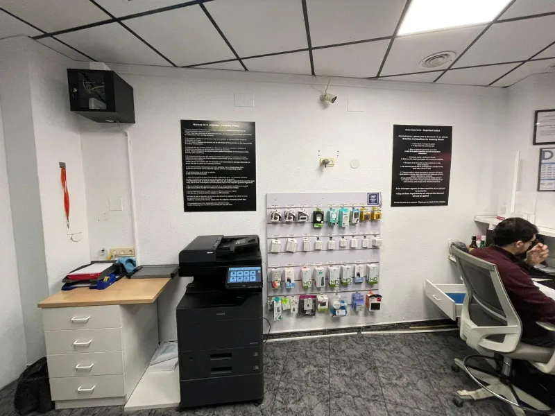 TRANSFER - Spacious Office for Rent - Opportunity in Torrevieja, Habaneras Area