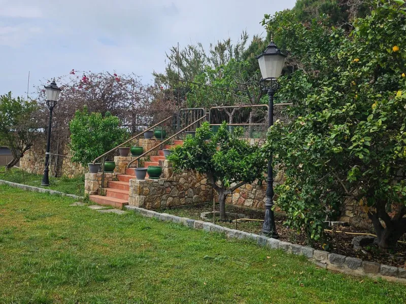 Development plot with residential investment potential in Teia, Barcelona