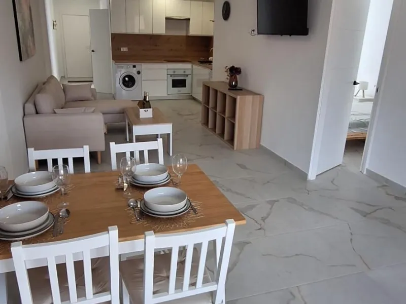 Encantador Apartamento Reformado en Torrevieja - Acequion