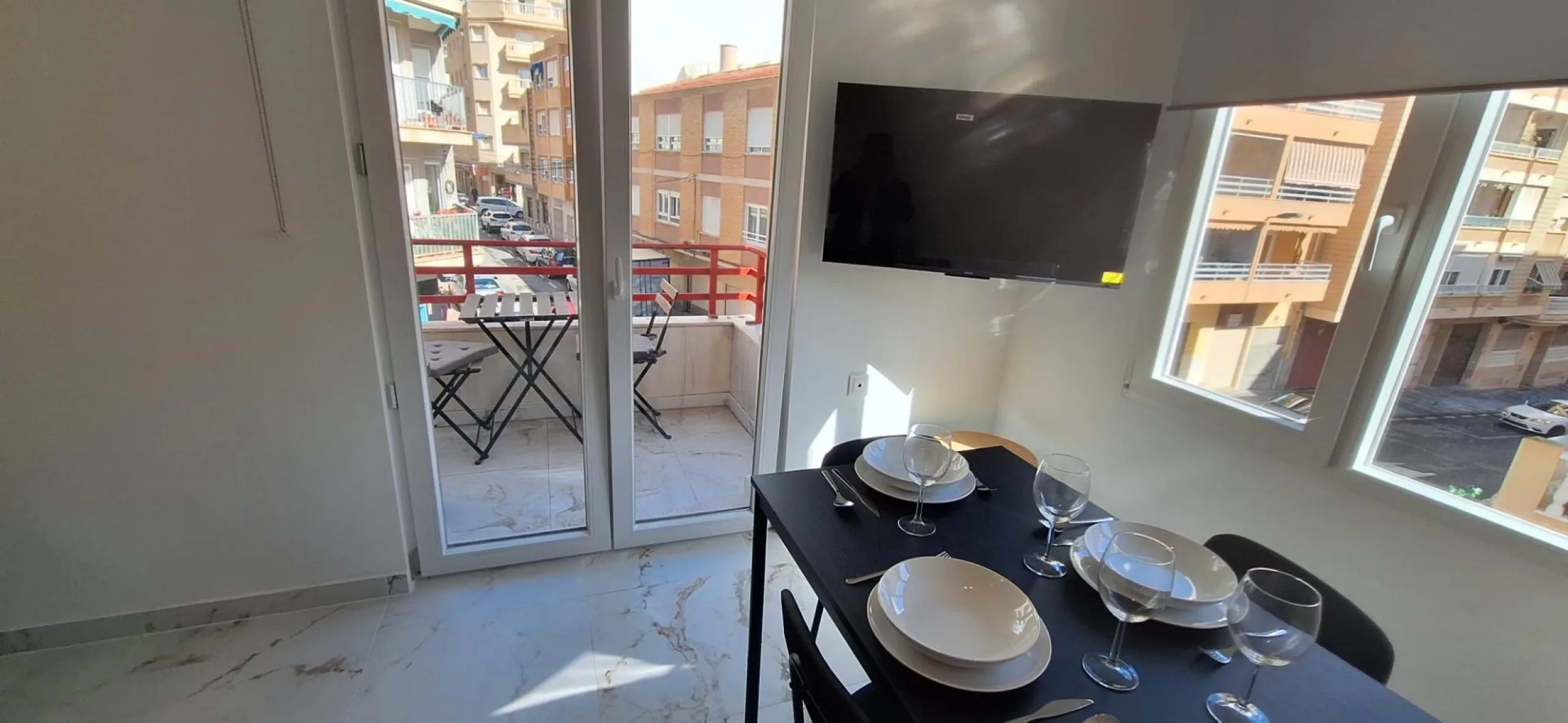 Modern renovated apartment just 400 meters from the sea in Torrevieja
