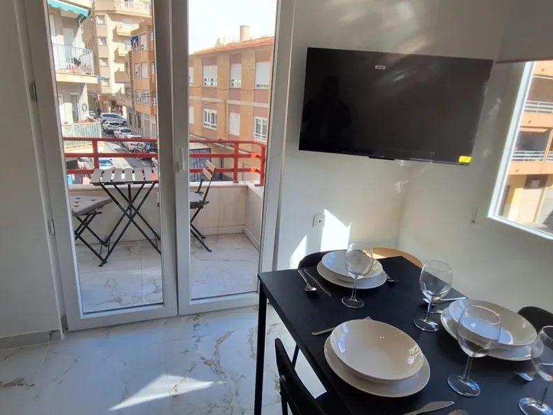 Modern renovated apartment just 400 meters from the sea in Torrevieja