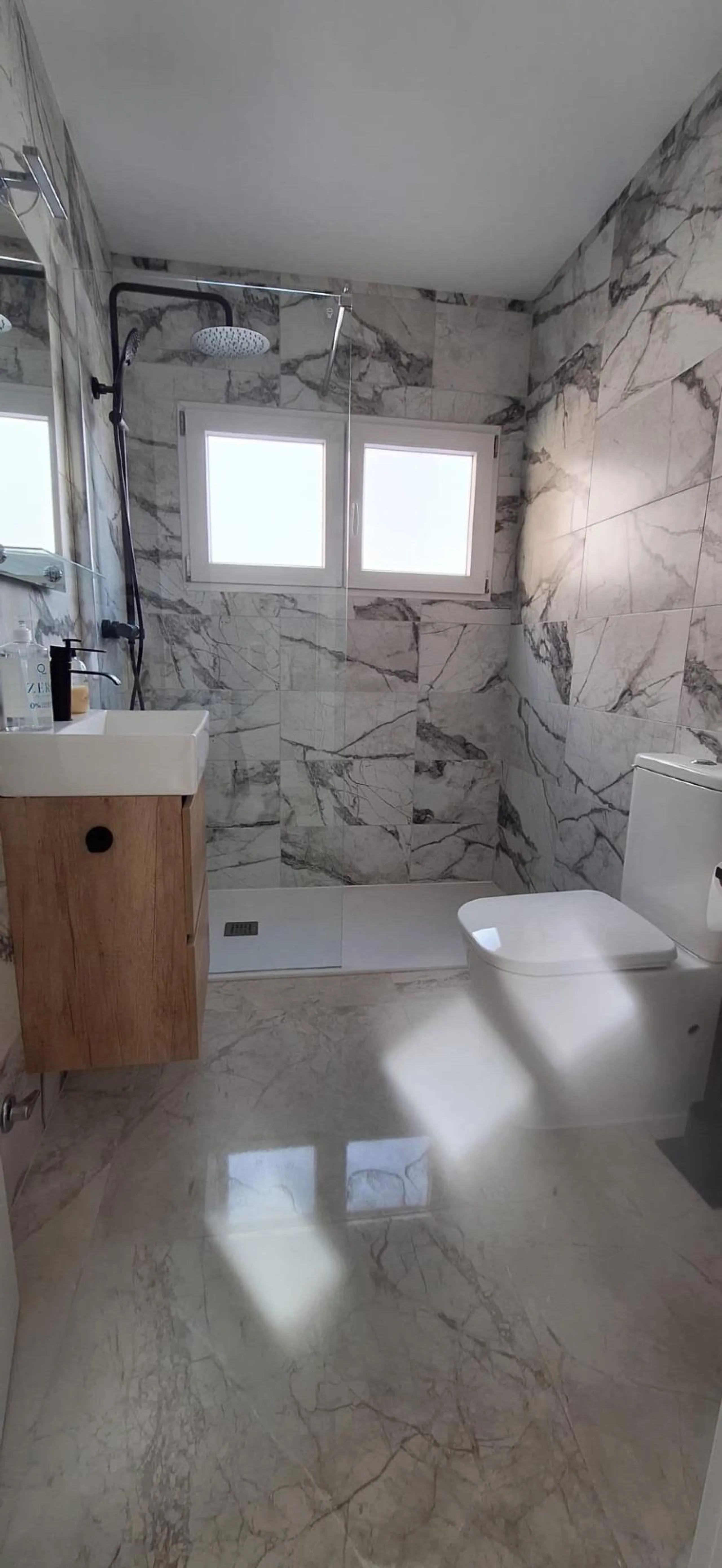 Modern renovated apartment just 400 meters from the sea in Torrevieja