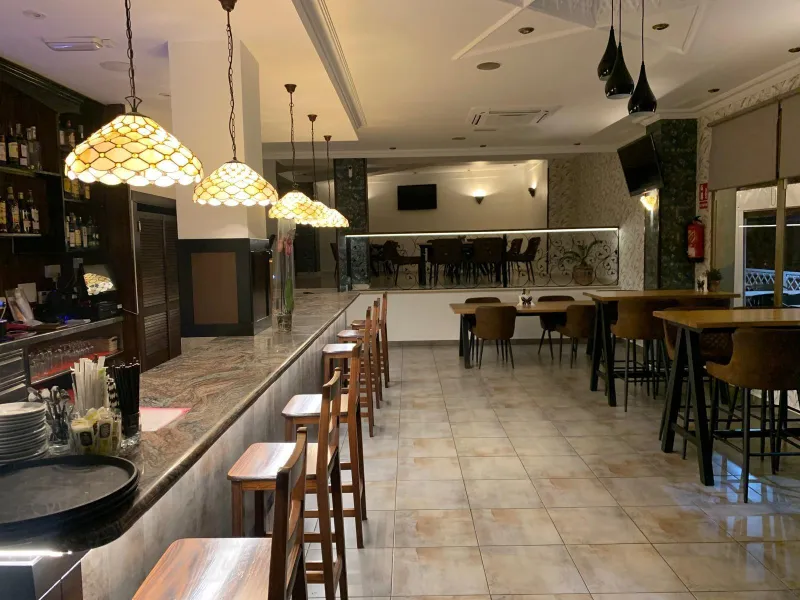 Operating restaurant «turnkey» near Los Locos and Del Cura beach