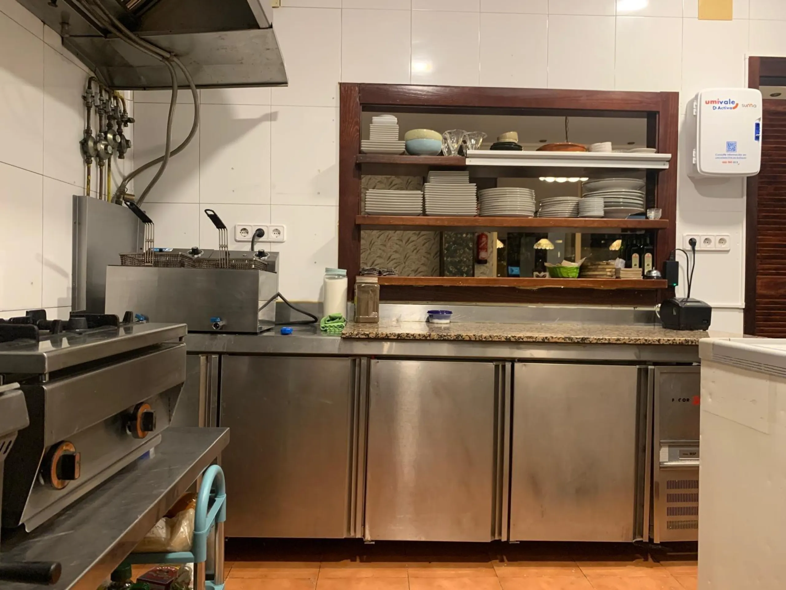 Operating restaurant «turnkey» near Los Locos and Del Cura beach