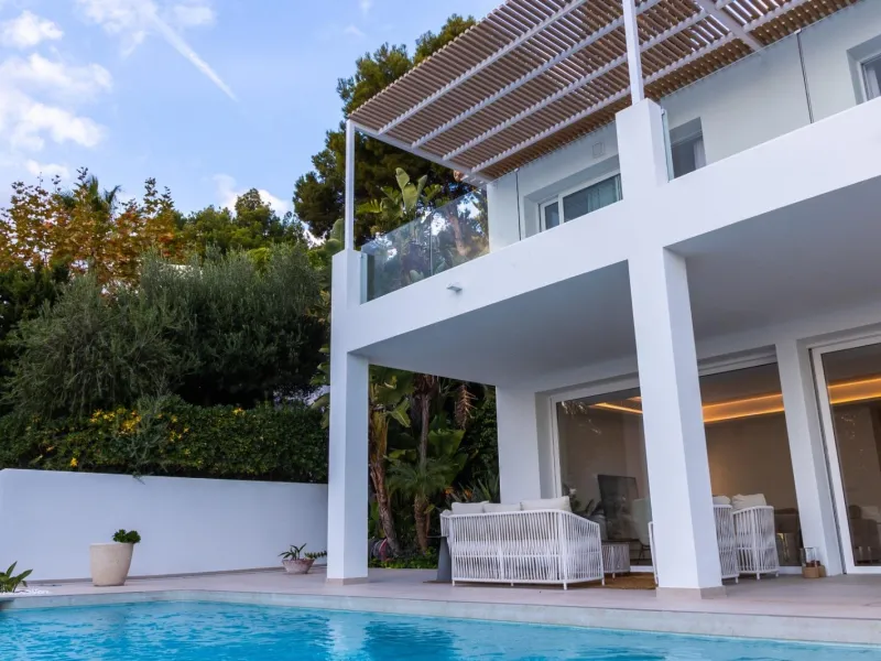 🌴 Modern Villa with Sea Views in Altea